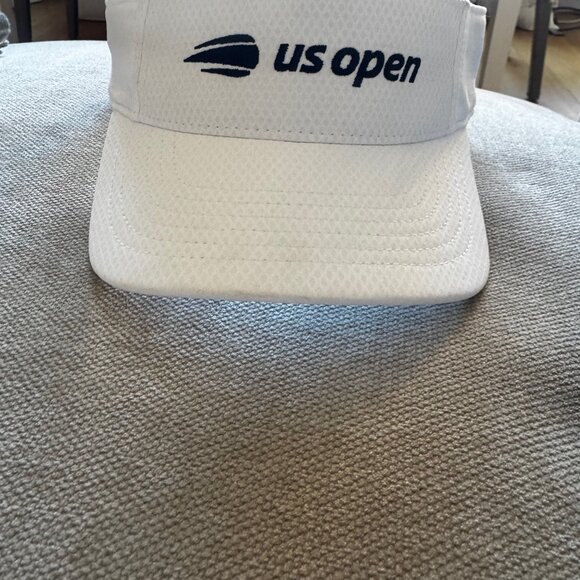 US Open Collection Undated Court Performance Visor - White - New without Tags - Picture 4 of 11